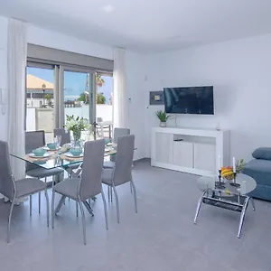 Urban 3 Beachfront By Holidays Apartamento Corralejo